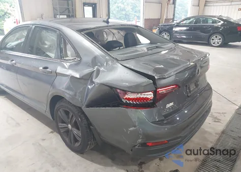 2022 Volkswagen Jetta 1.5T Se from USA, damaged, VIN 3VW7M7BU7NM005581